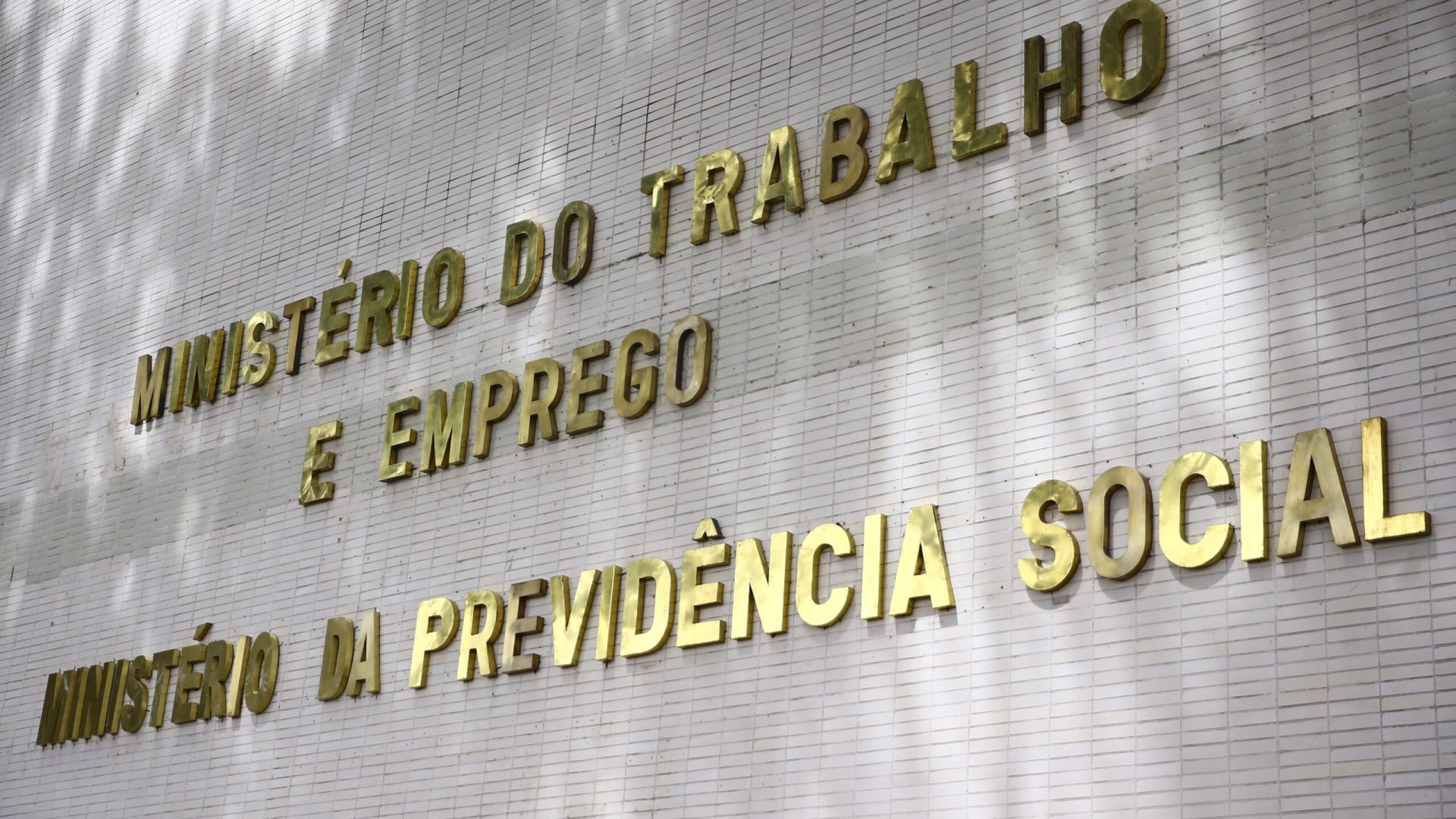 Ambev adere a pacto de trabalho decente para o Carnaval de Salvador