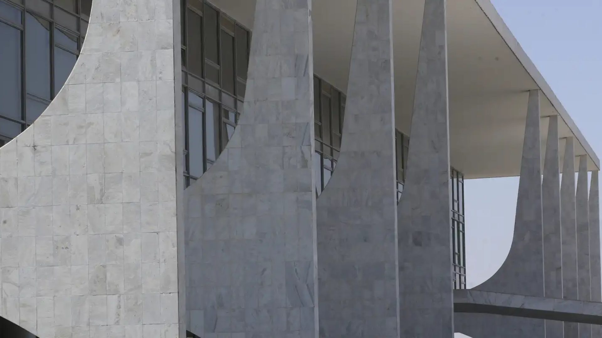 Governo abre processo de reciprocidade contra tarifas dos EUA