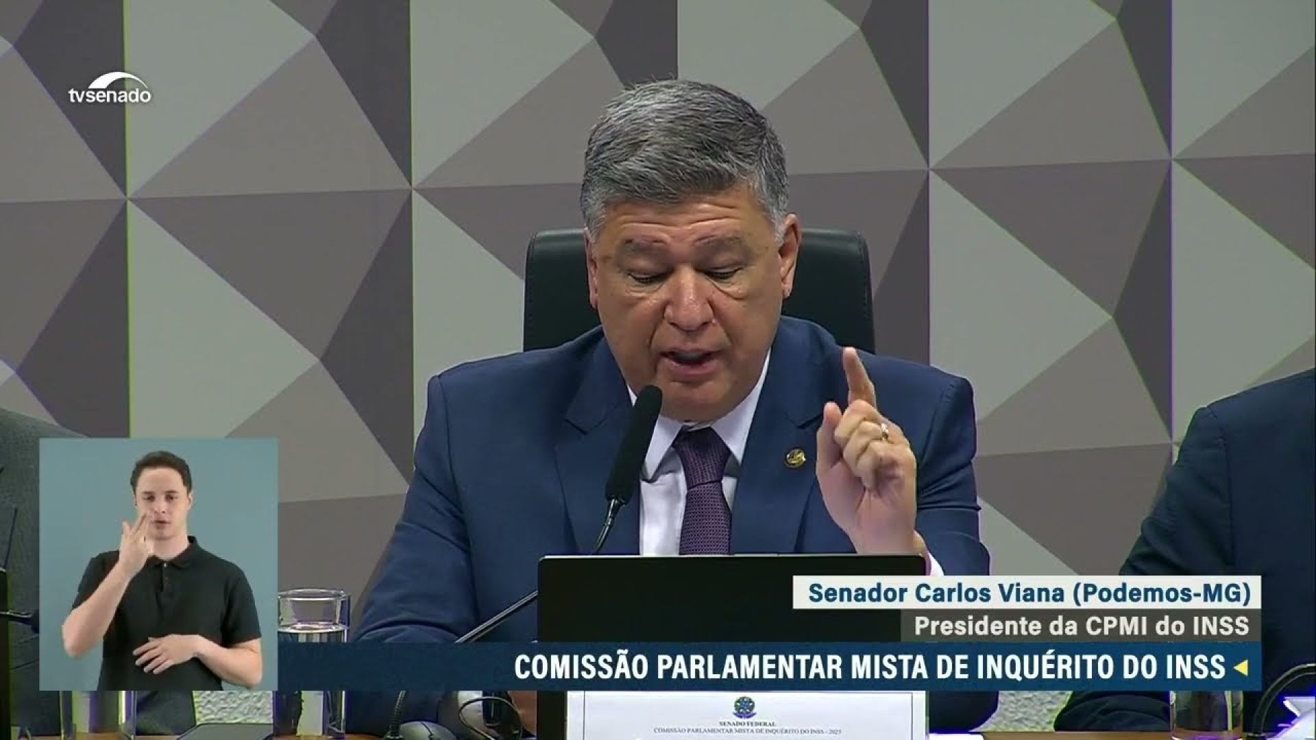 presidente pede que ministro André Mendonça decrete prisões aprovadas — Senado Notícias
