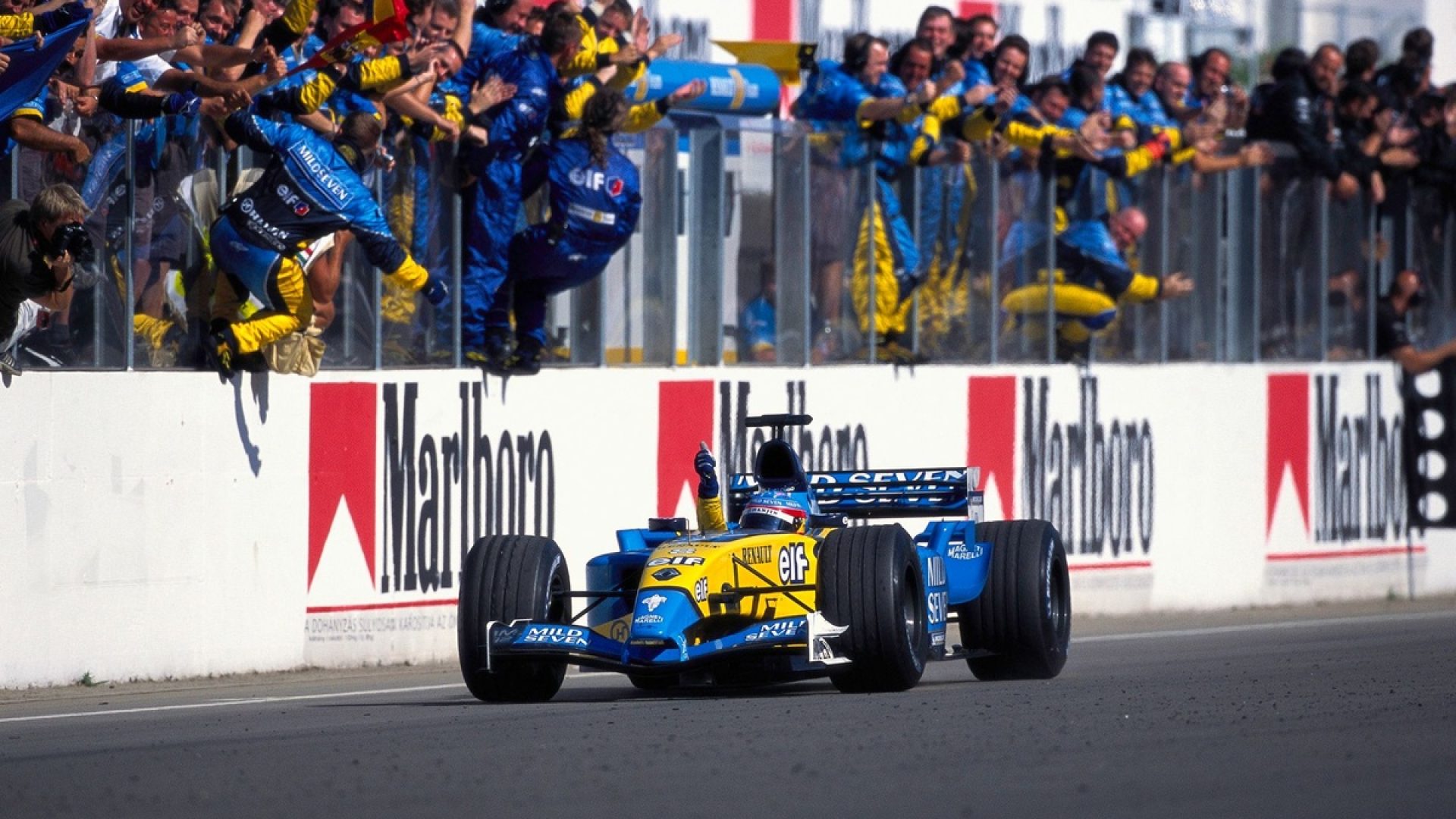 F1:No adeus da Renault, relembre os grandes momentos da montadora