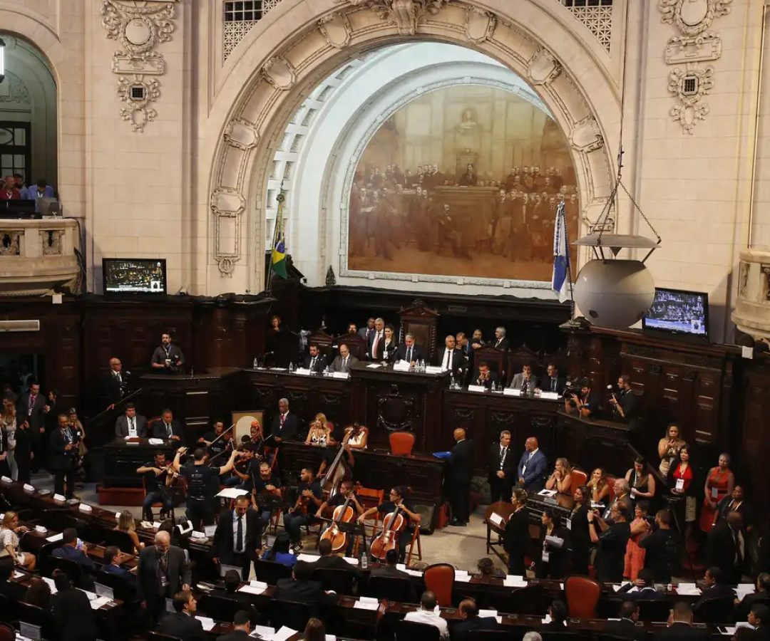 Alerj deve decidir sobre prisão de Bacellar nos próximos dias