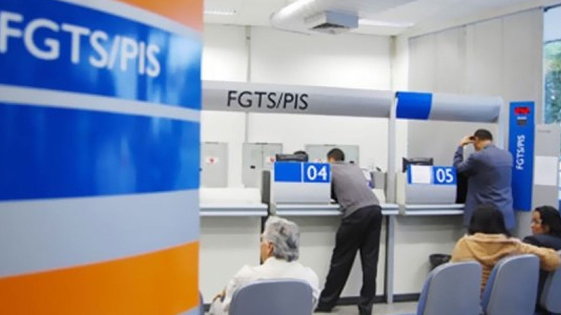 Abono salarial começa a ser pago nesta segunda