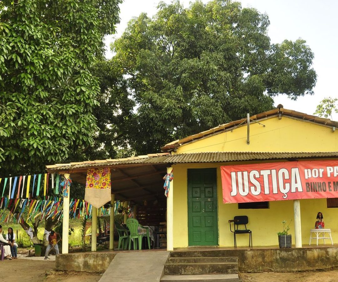 Julgamento de réus pela morte de mãe Bernadete será retomado amanhã