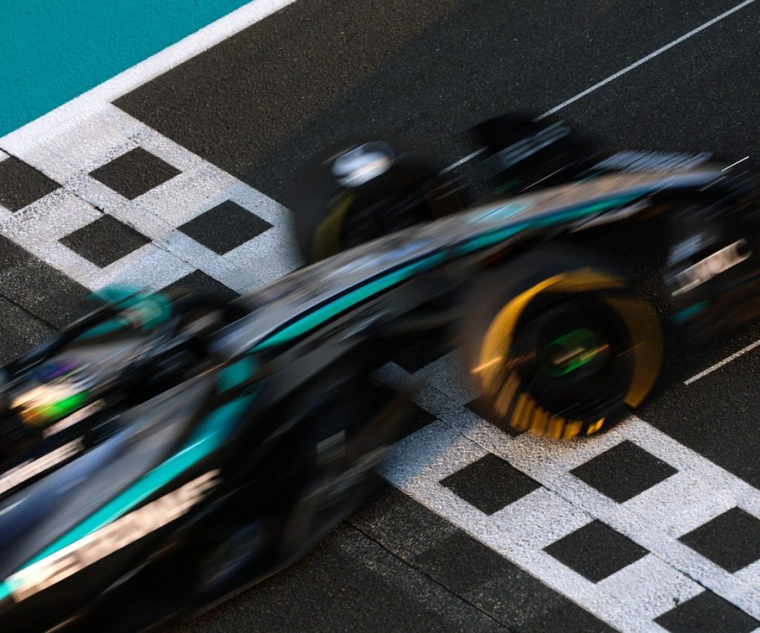 Wolff insiste que carros de 2026 podem alcançar 400km/h