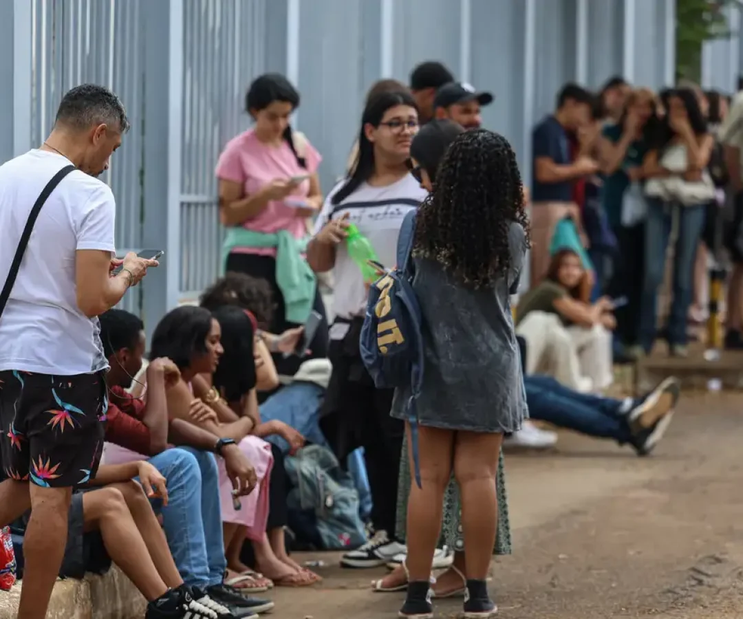 Candidatos ausentes no Enem 2025 devem justificar falta para isenção em 2026