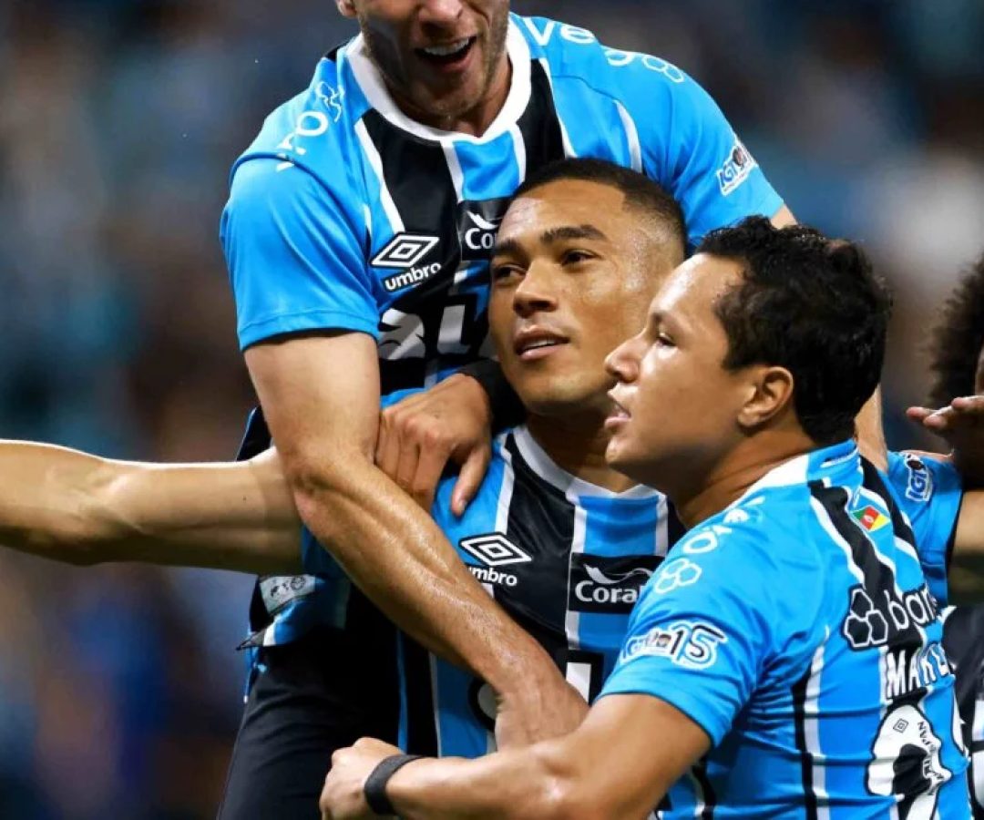 Palmeiras leva virada do Grêmio e chega ao 5º jogo sem vitória no Brasileirão