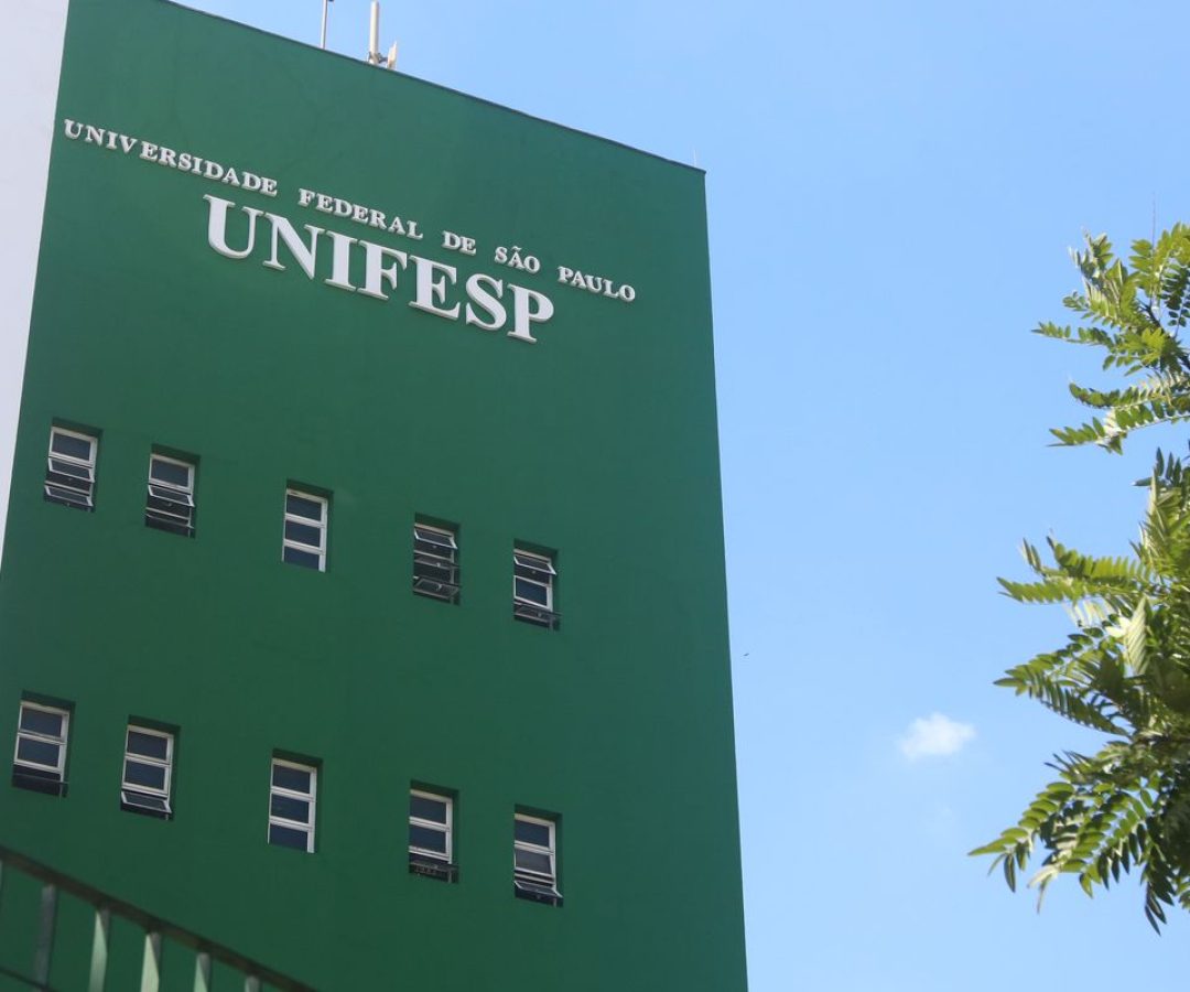 Polícia Federal faz operação em Santos contra ameaças à Unifesp