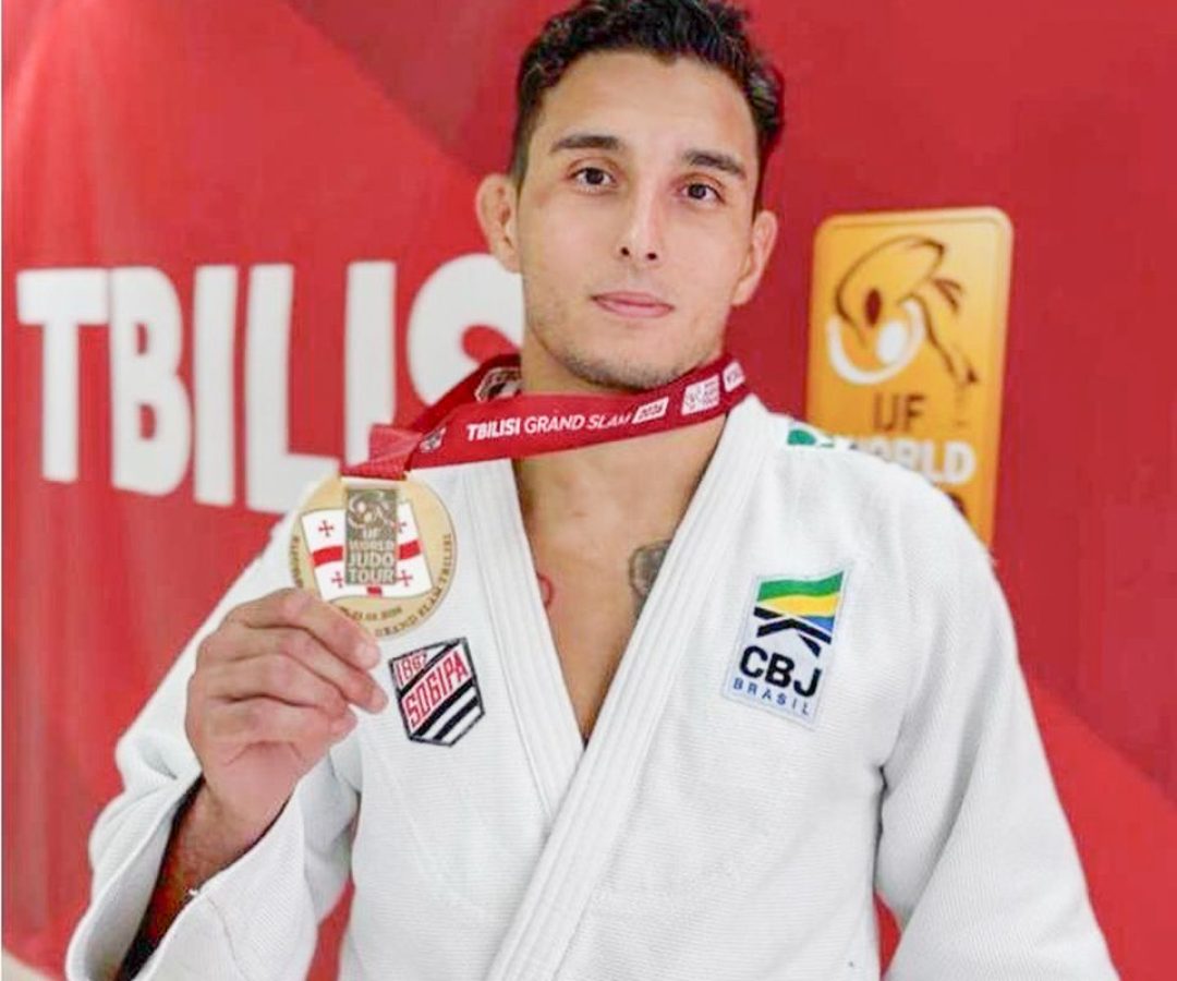 Guilherme Schimidt é bronze no Grand Slam de Tbilisi