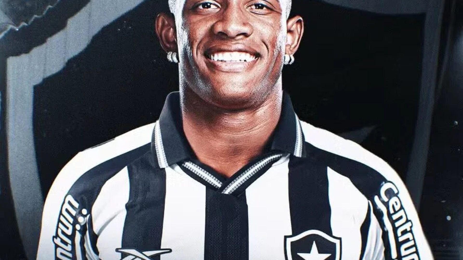 Danilo marca nos acréscimos, Botafogo derrota o Racing e vence a 1ª com novo técnico