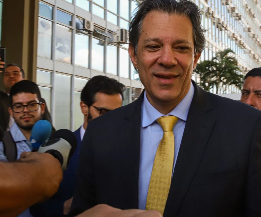 Haddad comemora aprovação da isenção do IR na Câmara: "foi um golaço!"