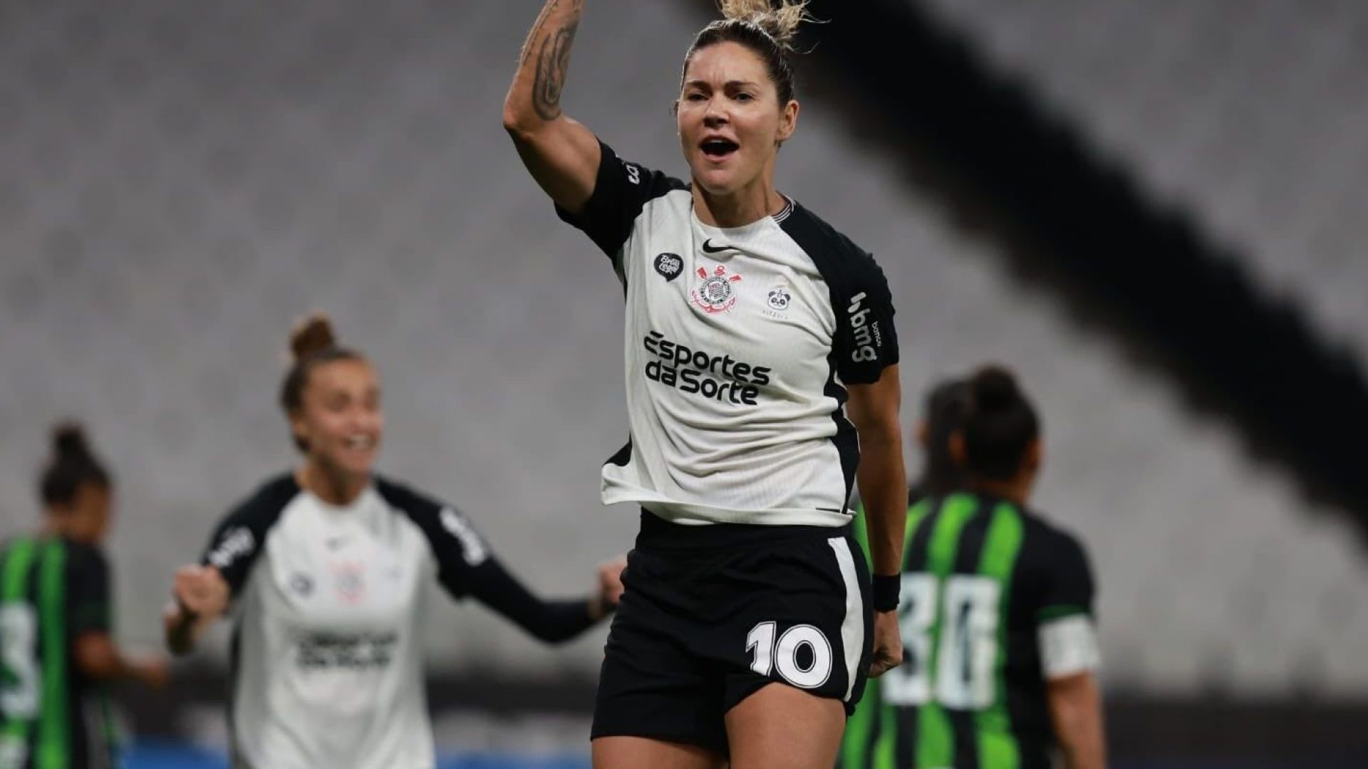 Sob o comando de Gabi Zanotti, Corinthians goleia América-MG