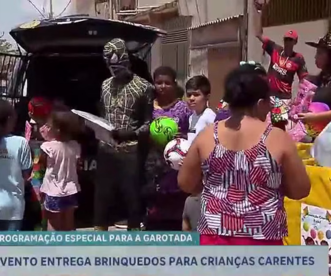 Policiais civis comemoram Dia das Crianças com entrega de brinquedos no Itapoã (DF) – Noticias R7