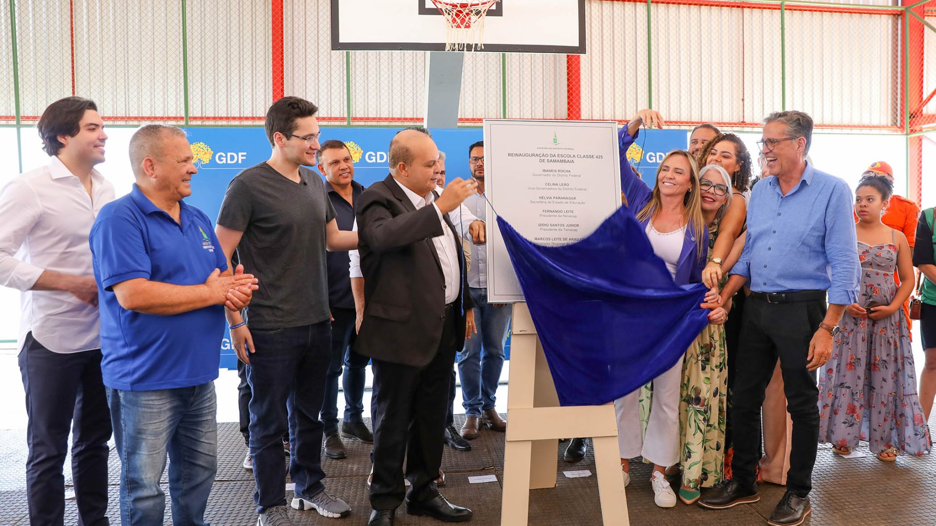 GDF entrega Escola Classe 425 de Samambaia totalmente reconstruída após décadas em prédio provisório; investimento foi de R$ 14 milhões