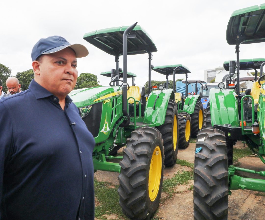 Ibaneis Rocha entrega patrulhas agrícolas e equipamentos para fortalecer a produção rural no DF