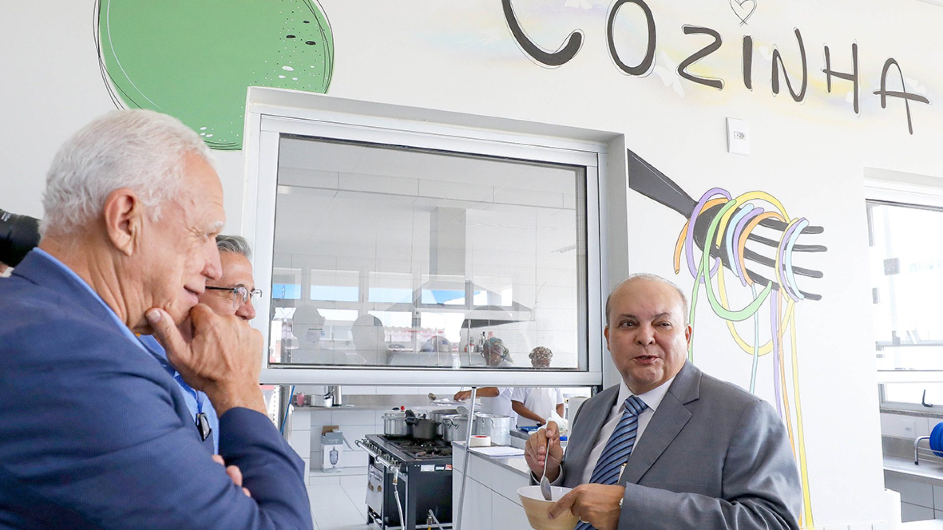 Ouvidores do DF recebem homenagem no Cine Brasília