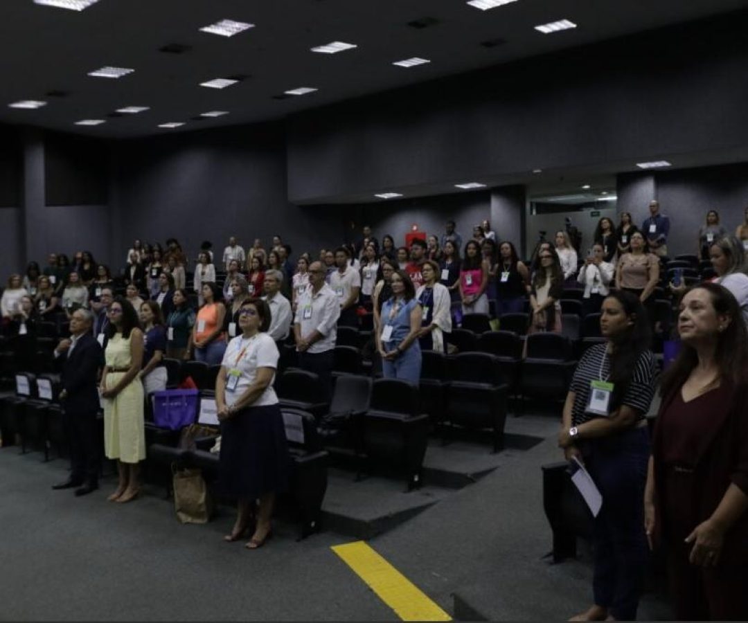 Encontro discute aprimoramento do atendimento odontológico a autistas no SUS do DF