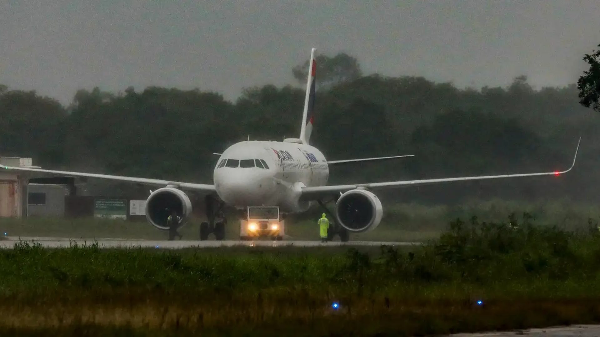 Governo prorroga descontos no querosene de aviação e no biodiesel