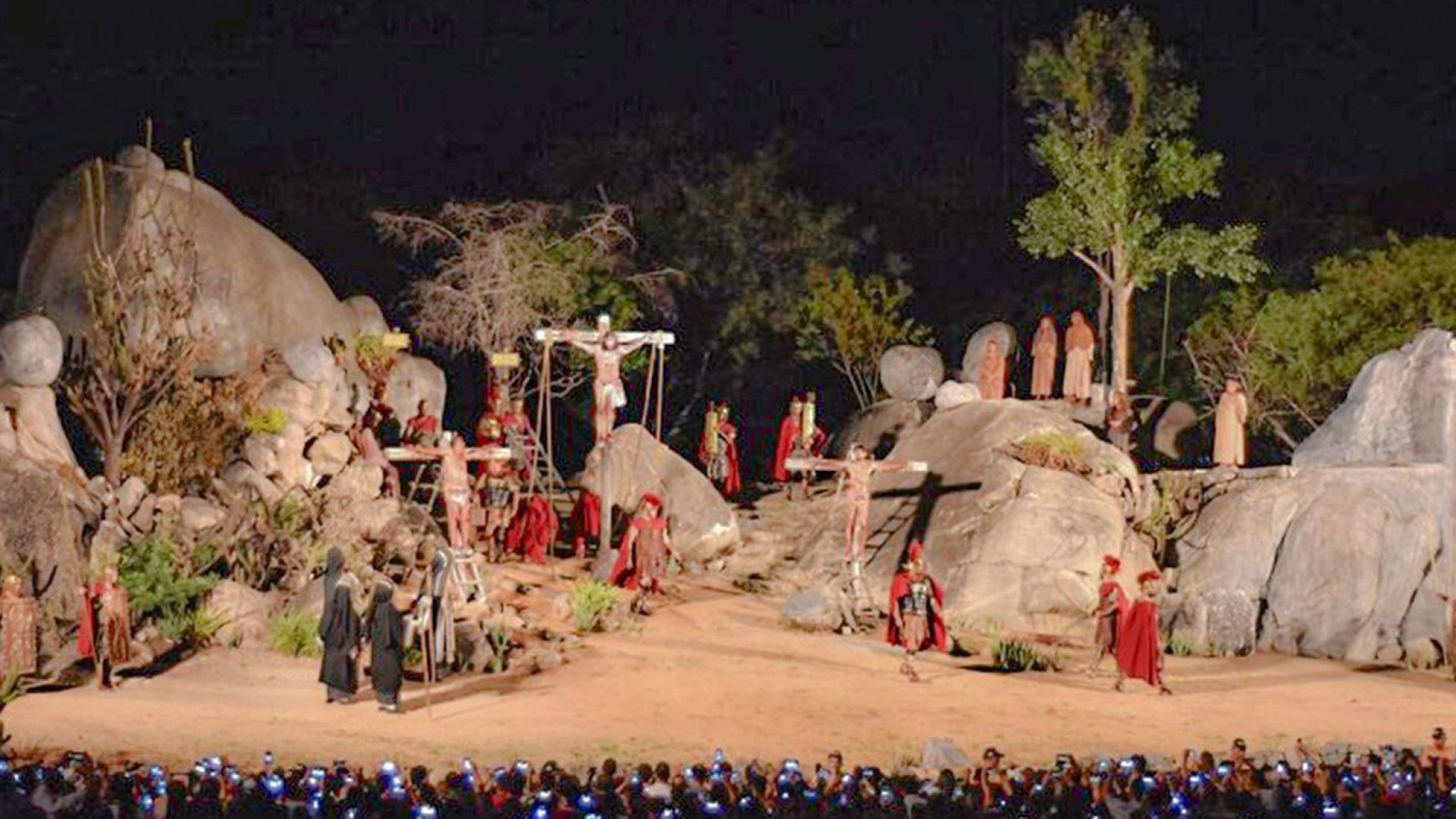 Paixão de Cristo de Nova Jerusalém tem encenações até domingo