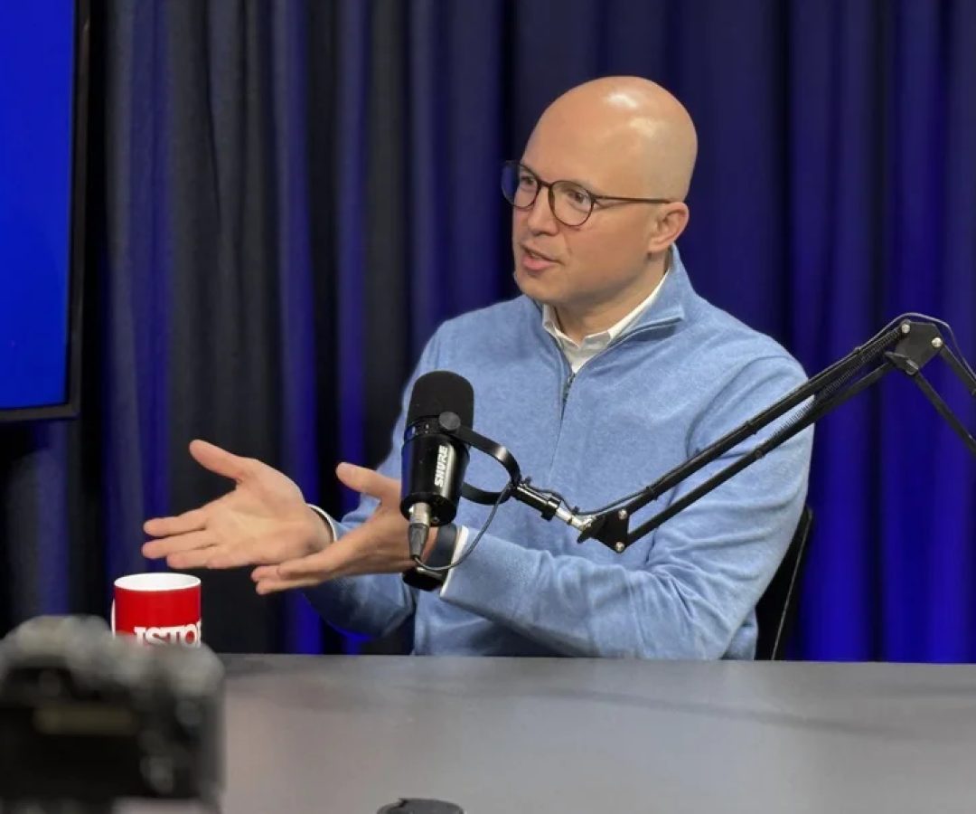 Roberto Valério, CEO da Cogna, em participação no Dinheiro Entrevista