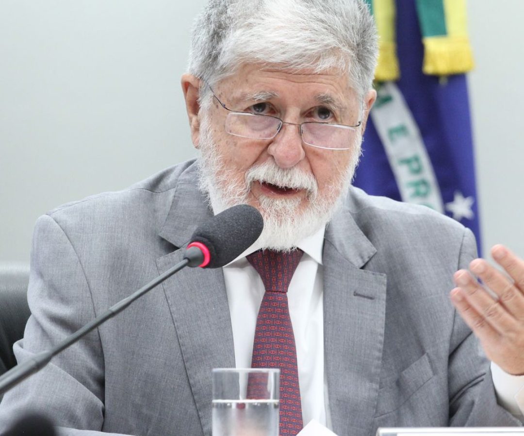 Pretexto para intervenção é inaceitável, diz Celso Amorim