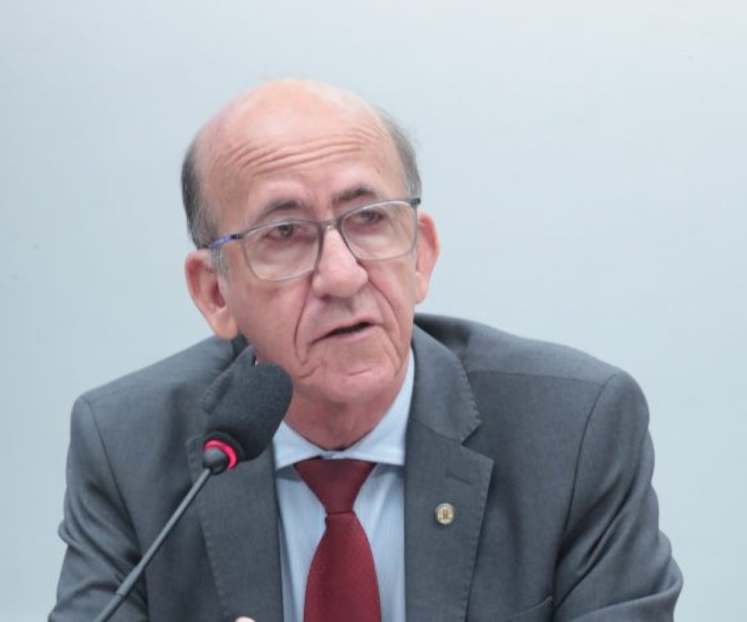Audiência Pública - Isenção do IRPF a professores em efetivo exercício. Dep. Rubens Otoni (PT - GO).