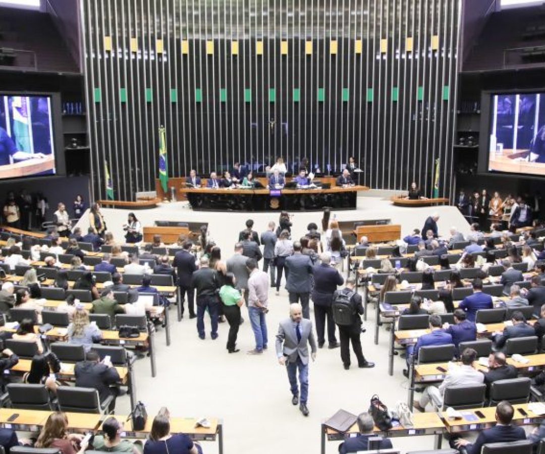 Homenagem ao Dia Nacional do Empreendedor e ao Simples Nacional.