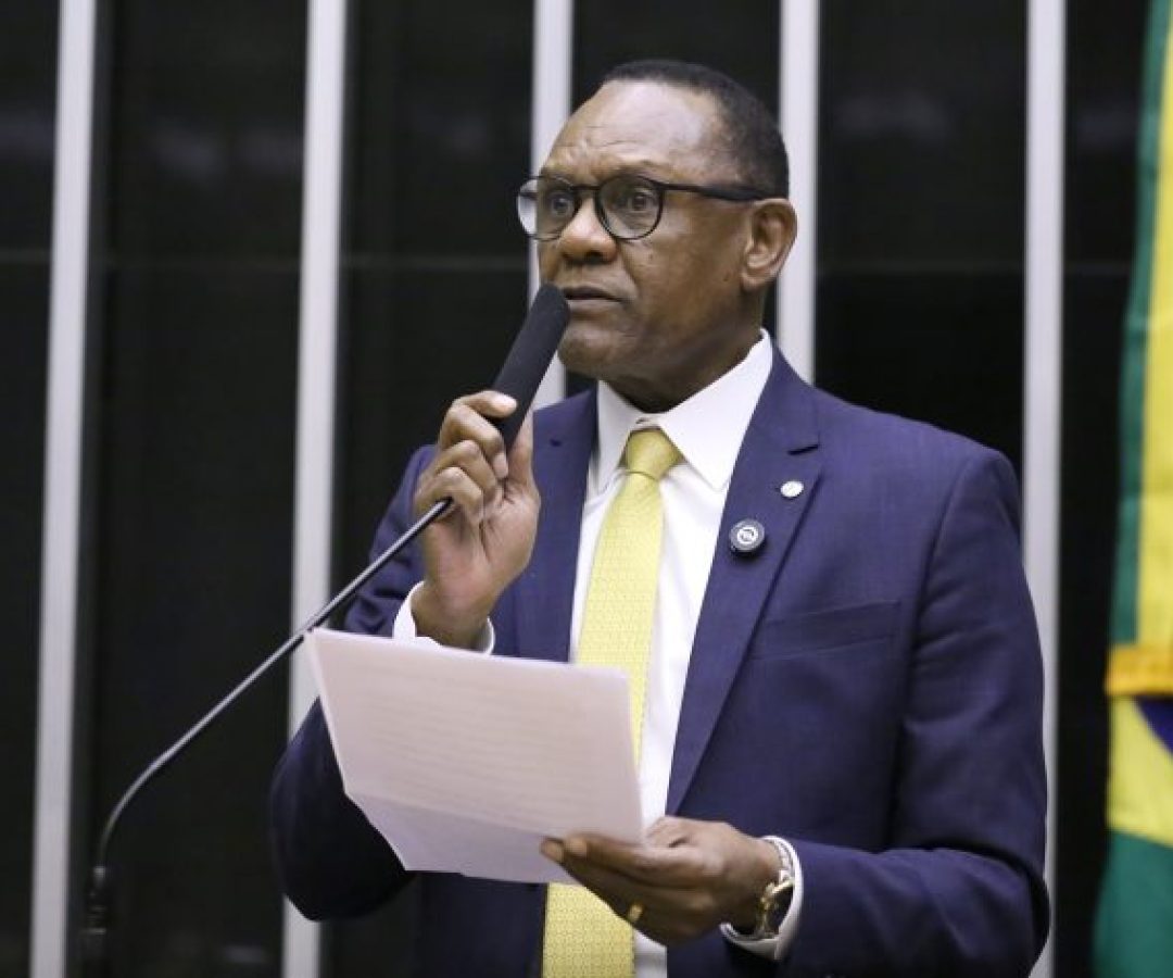 Discussão e votação de propostas legislativas. Dep. Ossesio Silva (REPUBLICANOS - PE)