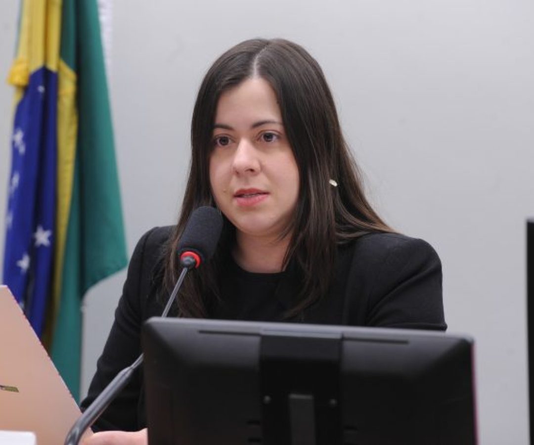 – Audiência Pública – Tribuna das mulheres e discussão e votação de propostas legislativas. Dep. Sâmia Bomfim (PSOL-SP)