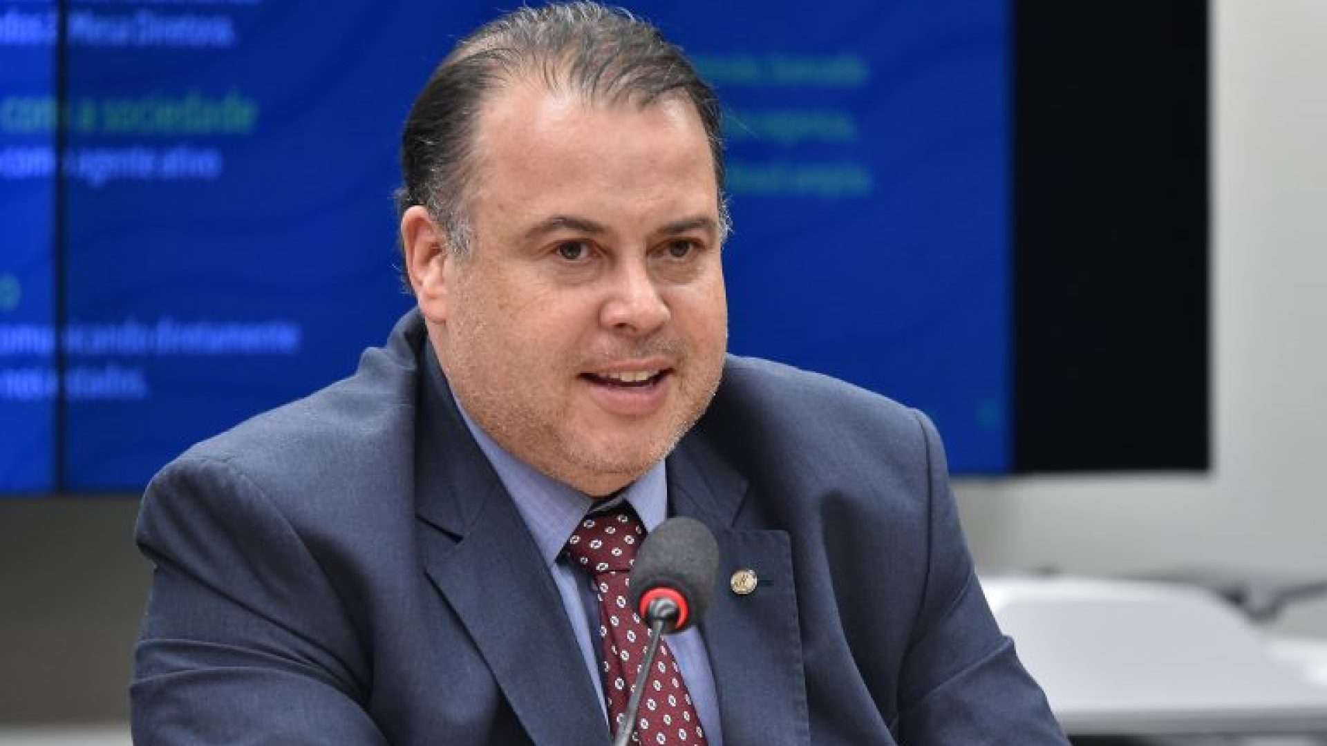Apresentação do Programa Câmara pelo Brasil. Dep. Júlio César Ribeiro (REPUBLICANOS - DF)