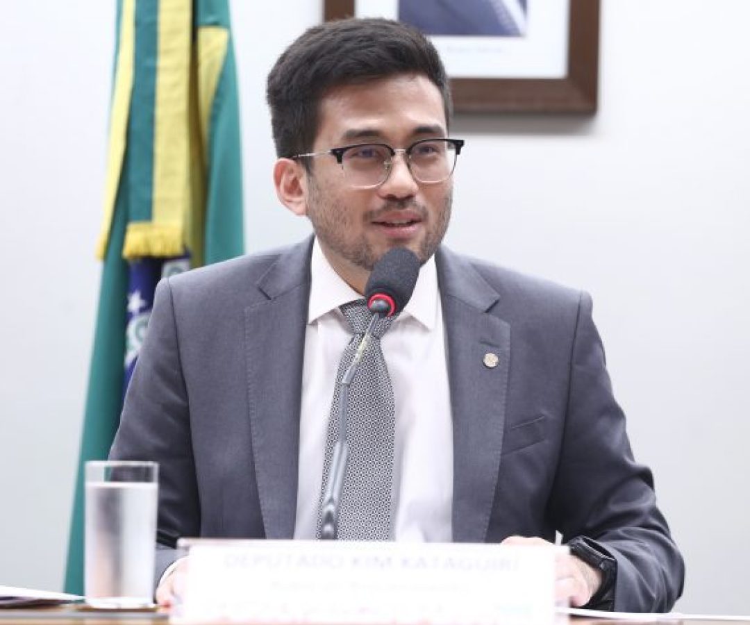 Deputado Kim Kataguiri (União-SP) fala em comissão da Câmara dos Deputados