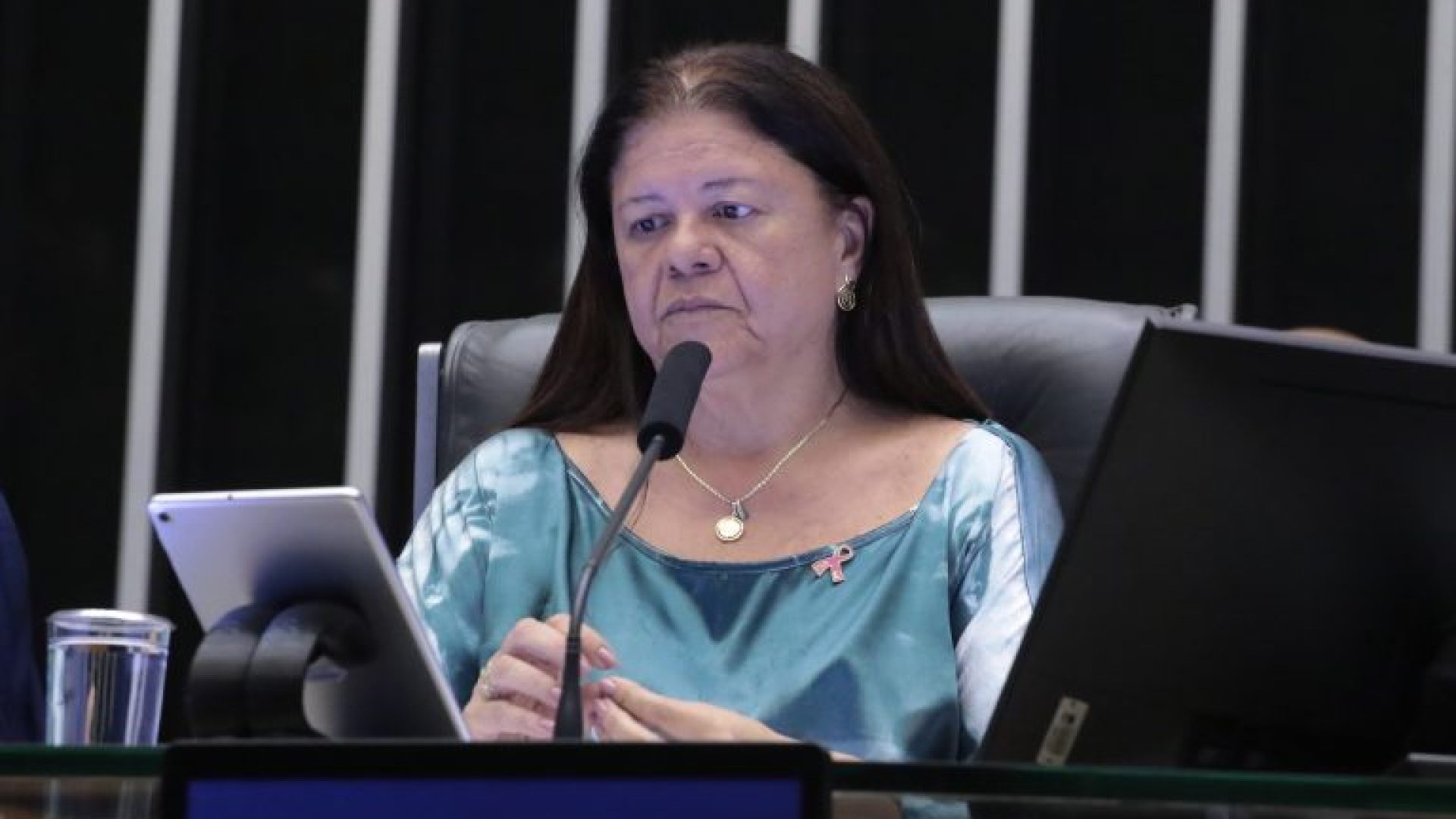 Discussão e votação de propostas legislativas. Dep. Laura Carneiro (PSD-RJ)