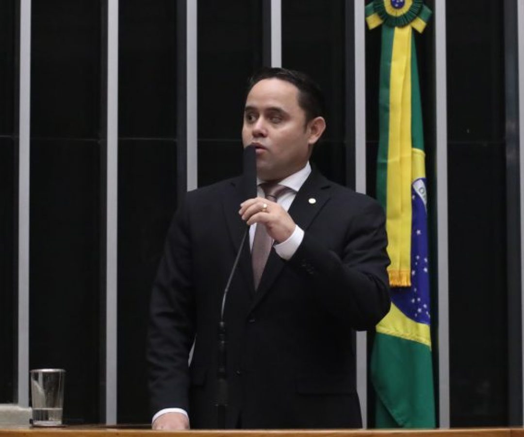 Discussão e votação de propostas legislativas. Dep. Gabriel Mota (REPUBLICANOS - RR)