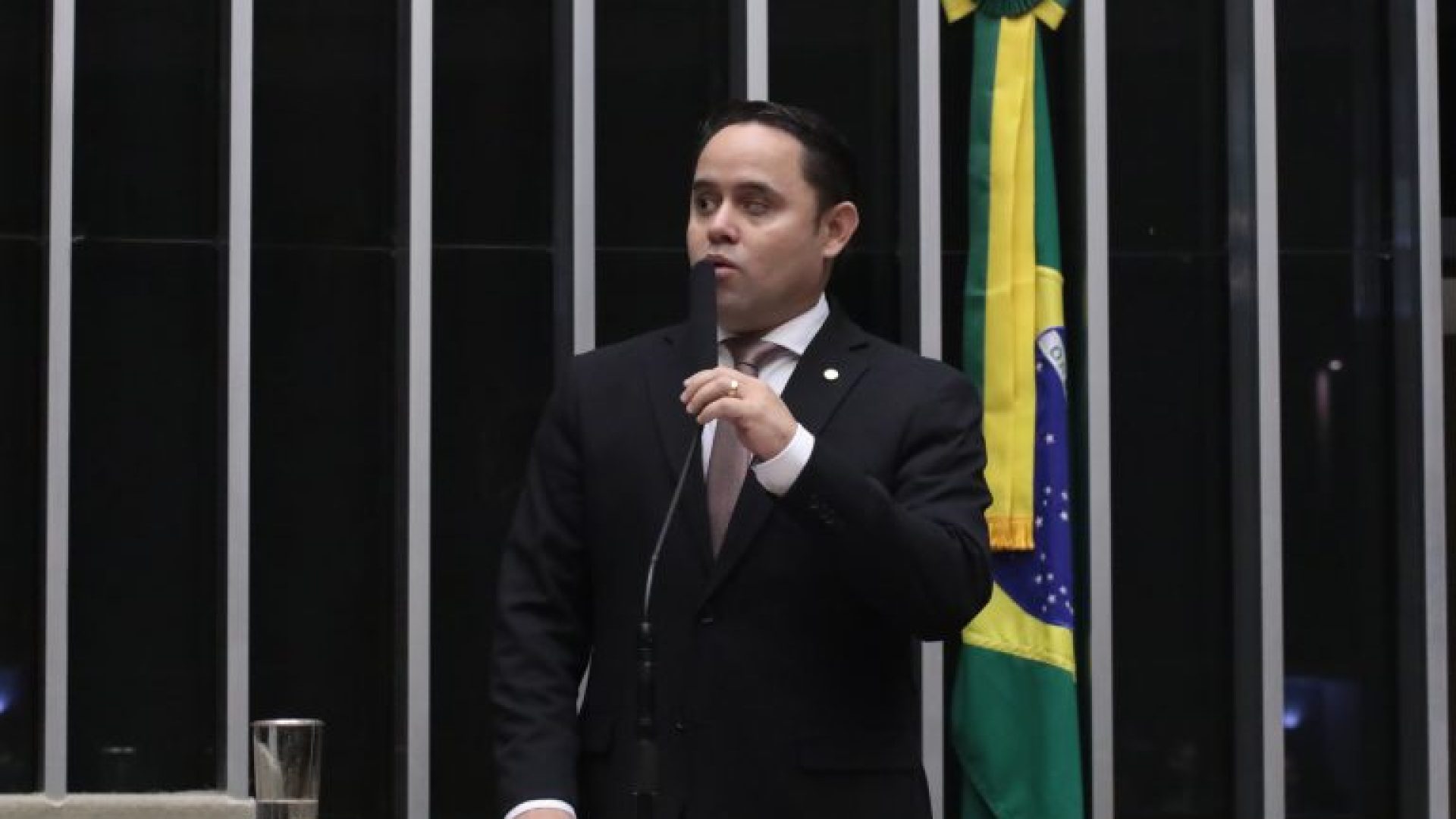 Discussão e votação de propostas legislativas. Dep. Gabriel Mota (REPUBLICANOS - RR)