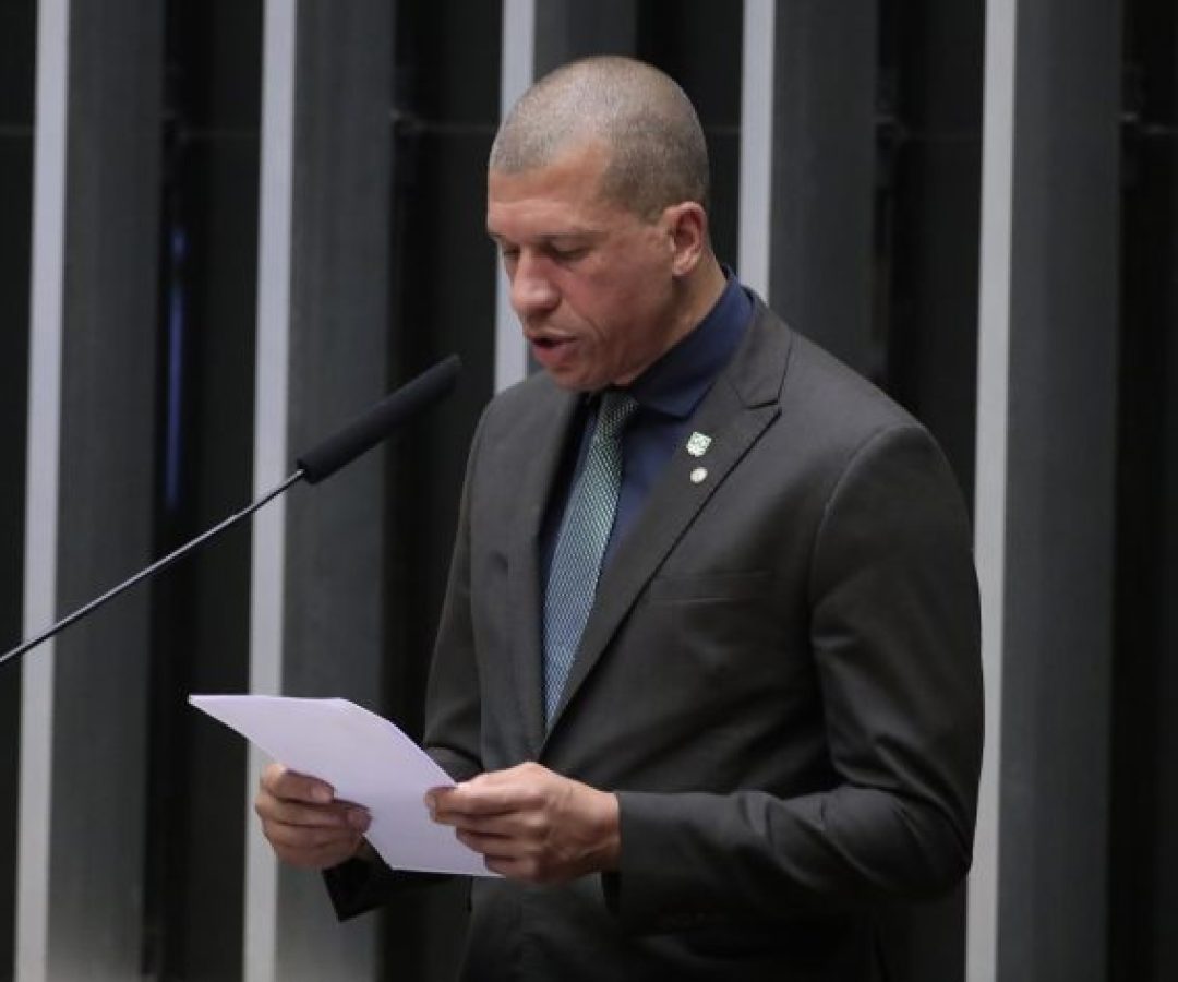 Discussão e votação de propostas legislativas. Dep. Douglas Viegas (UNIÃO - SP)