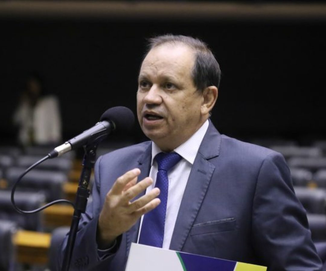 Discussão e votação de propostas legislativas. Dep. Eli Borges (PL-TO)
