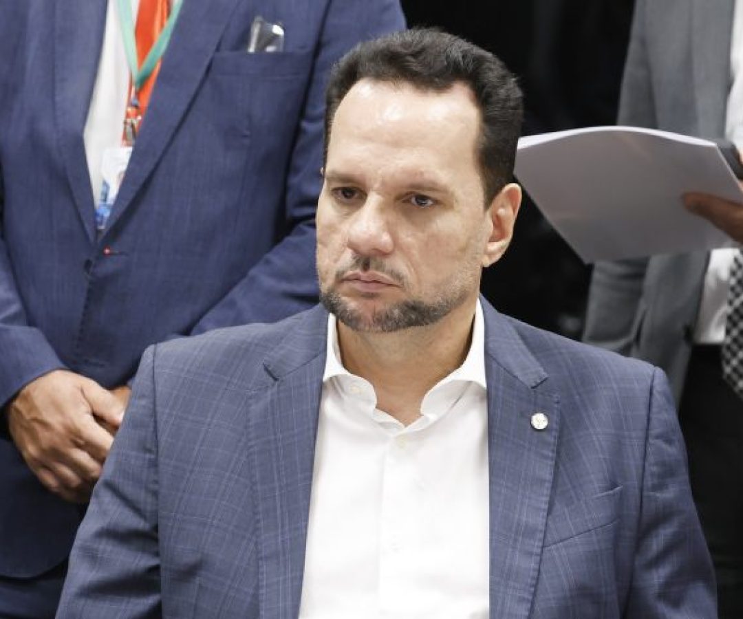 Deputado Josenildo (PDT-AP) em reunião na Câmara dos Deputados