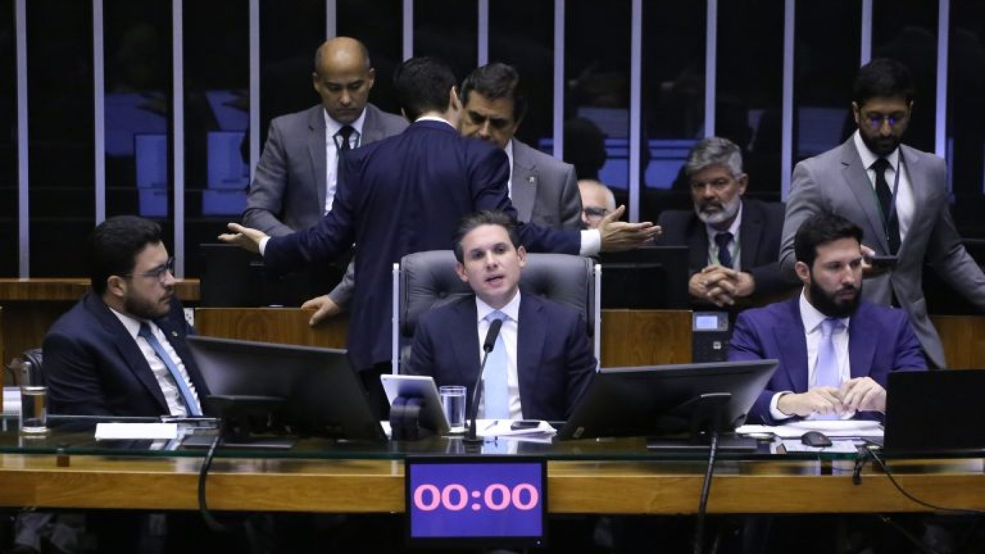 Discussão e votação de propostas legislativas. Presidente da Câmara dos Deputados, Hugo Motta (REPUBLICANOS - PB)