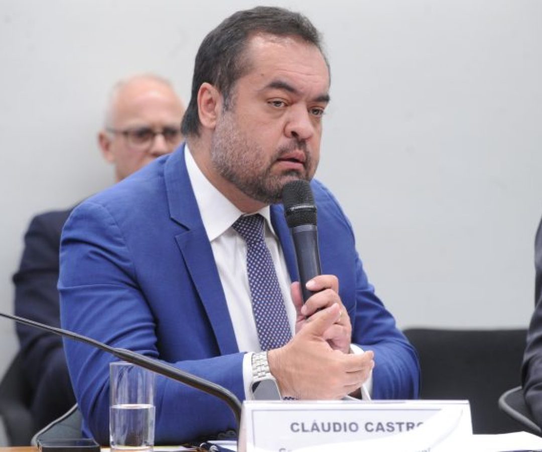 Audiência Pública - Competências da união dos estados do Distrito Federal e dos municípios relativas à segurança pública. Governador do Estado do Rio de Janeiro, Cláudio Castro