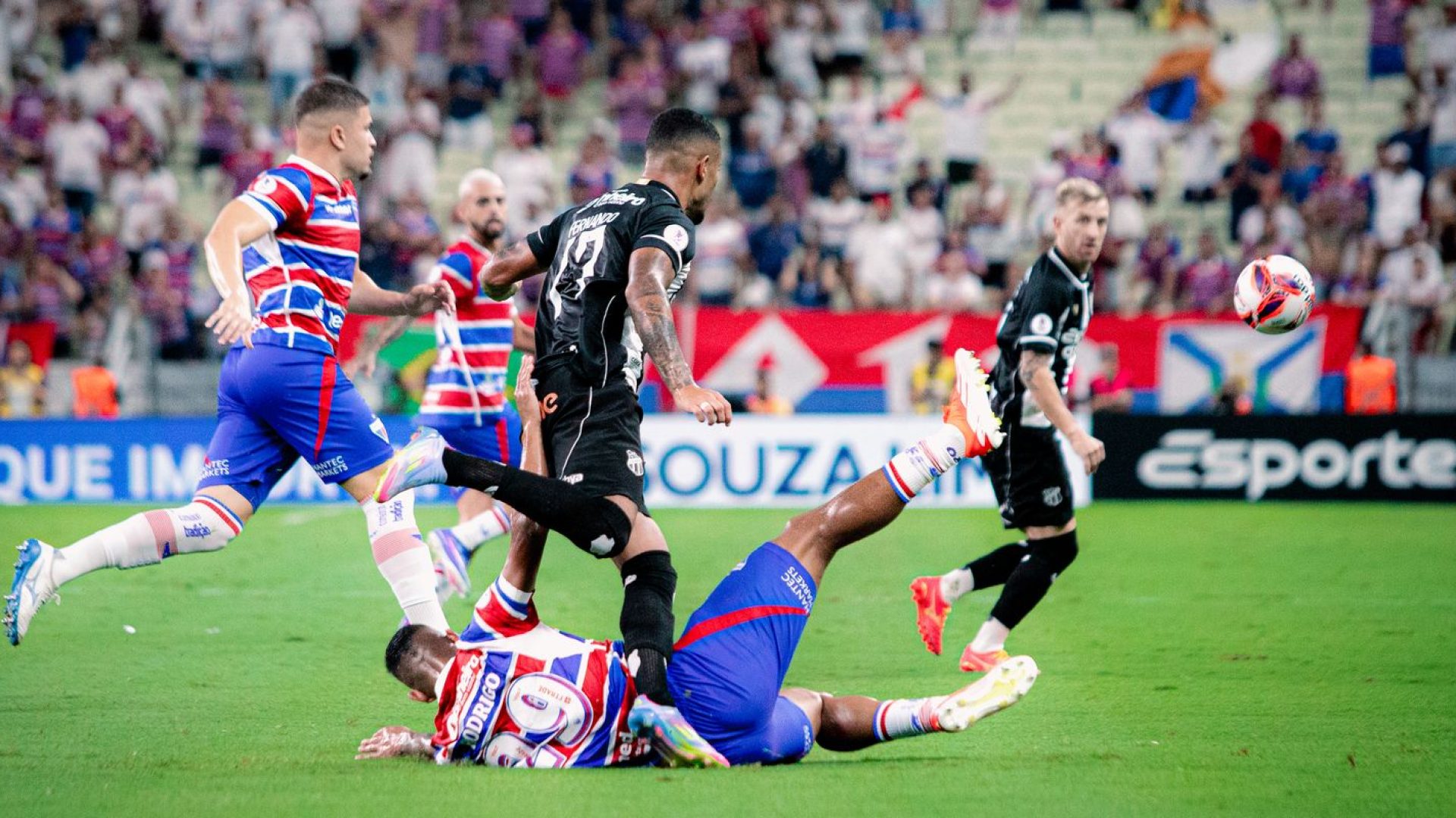 Fim de semana tem Clássico-Rei e semifinais do Baiano na TV Brasil