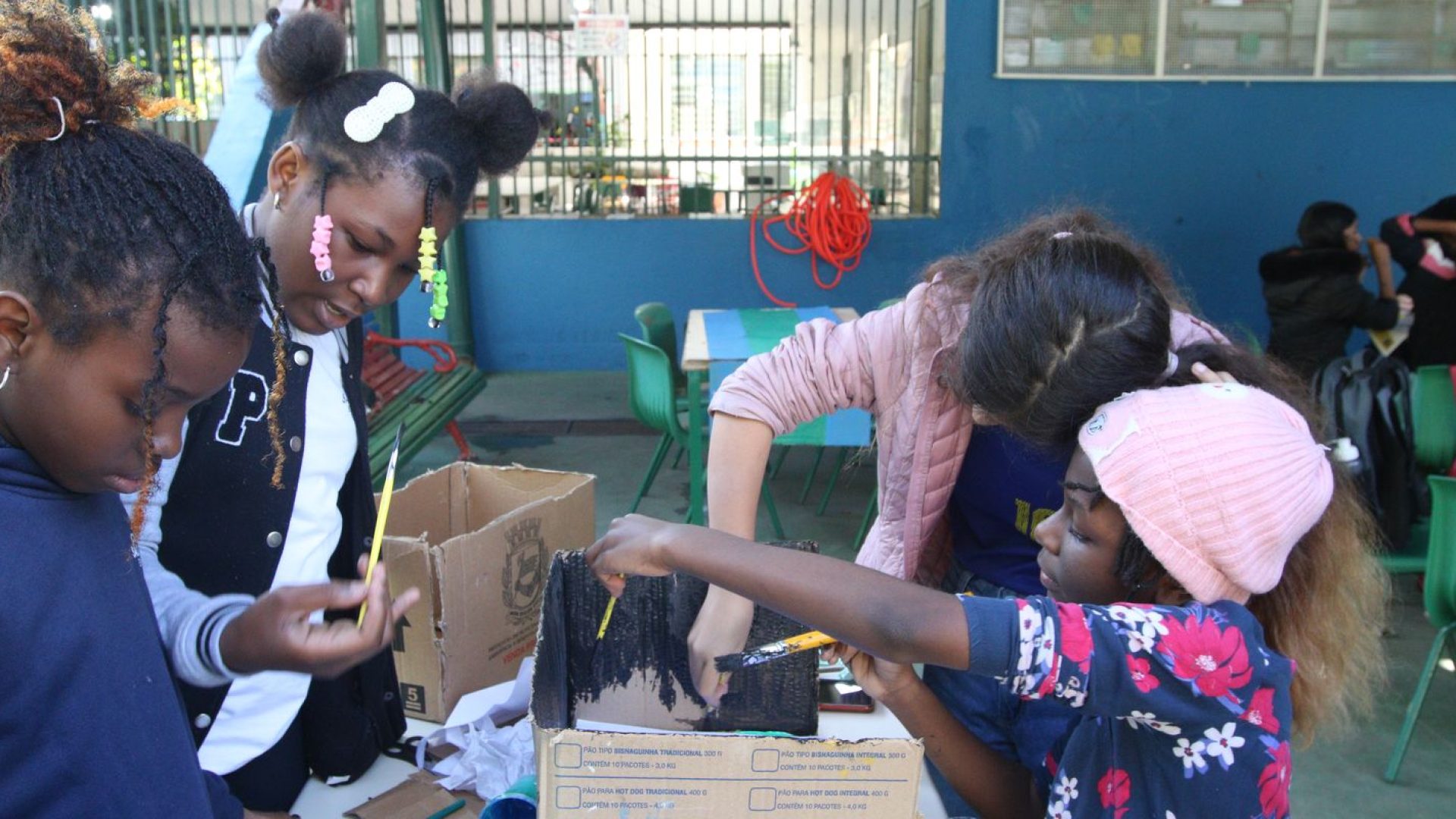 Evocar raízes culturais dos alunos transforma a aula, diz pesquisador