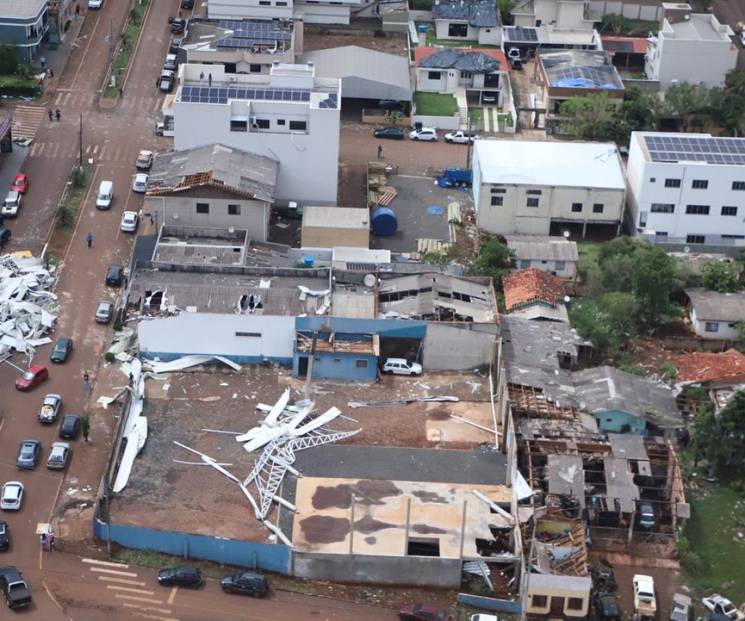 Governo garante verbas e serviços após tornado que atingiu o Paraná