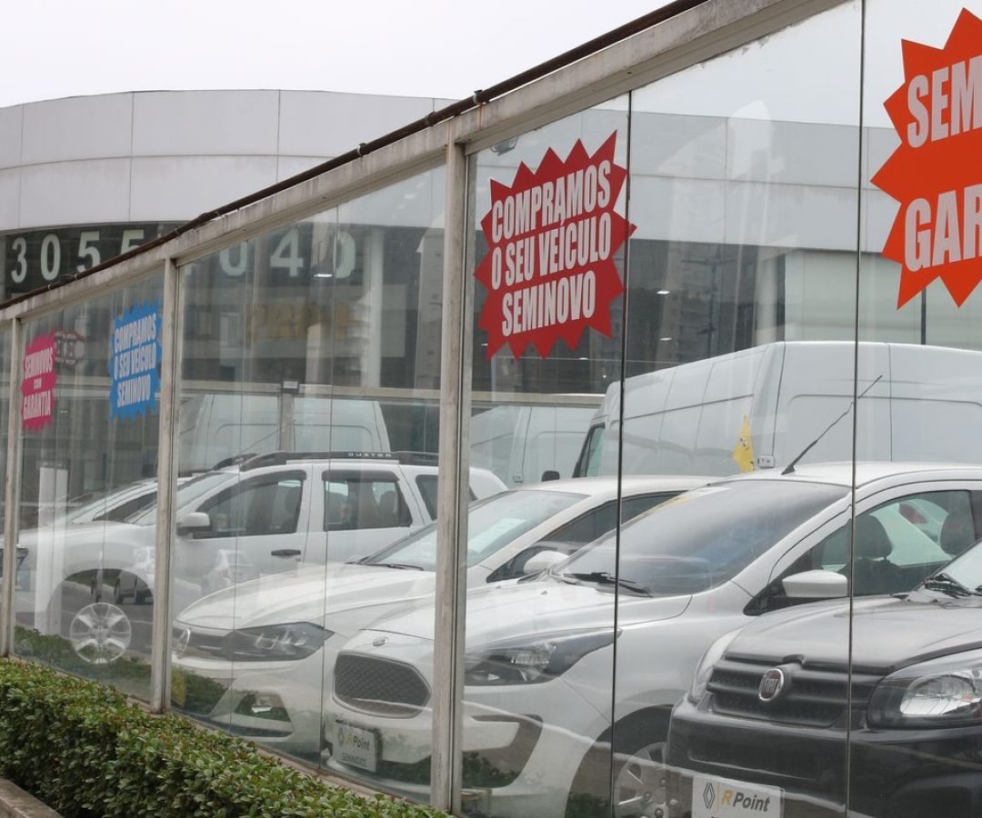 Financiamento de veículos fecha 2025 com 7,3 milhões de unidades