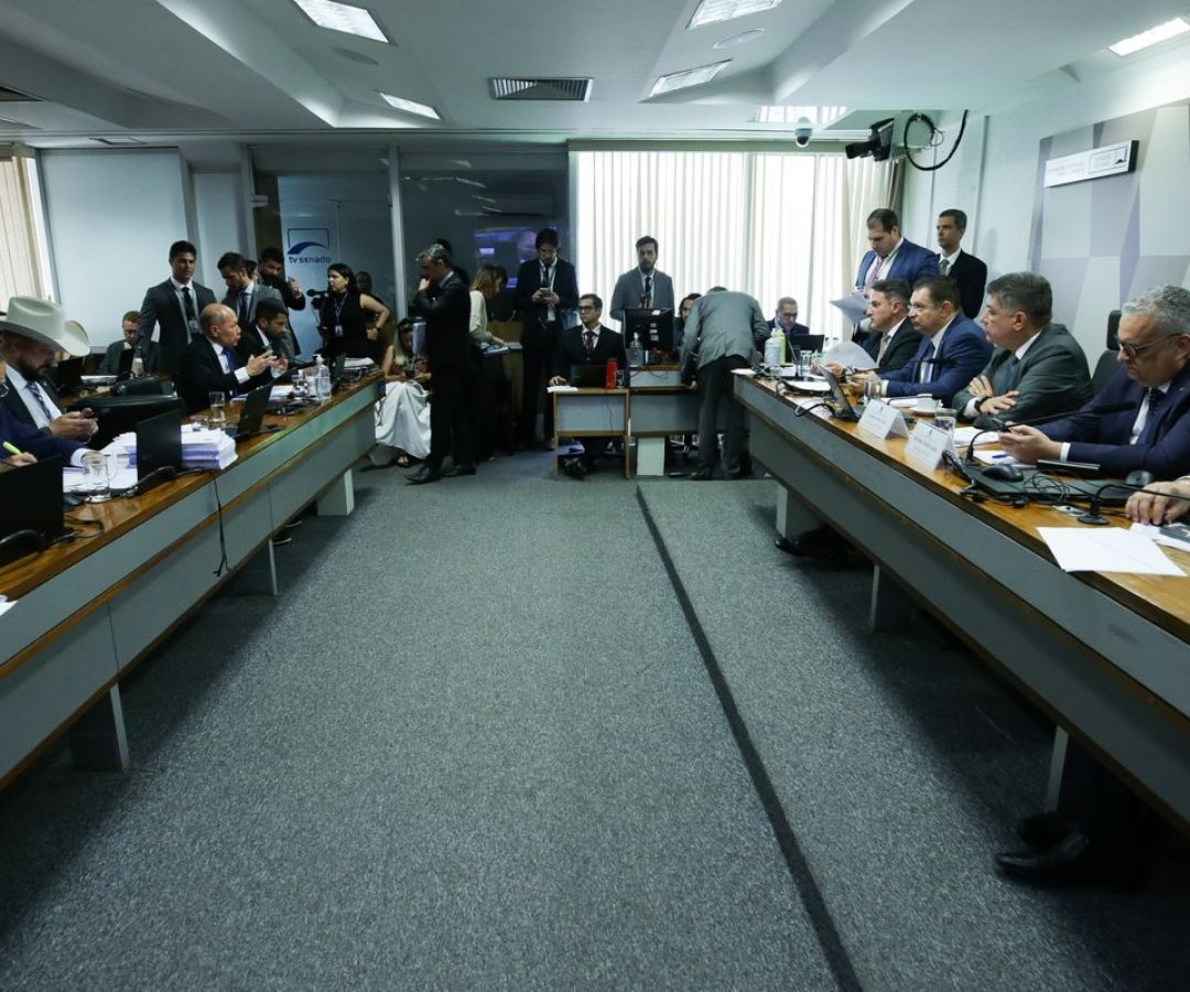 CPMI cancela sessão após investigados apresentarem atestado e HC