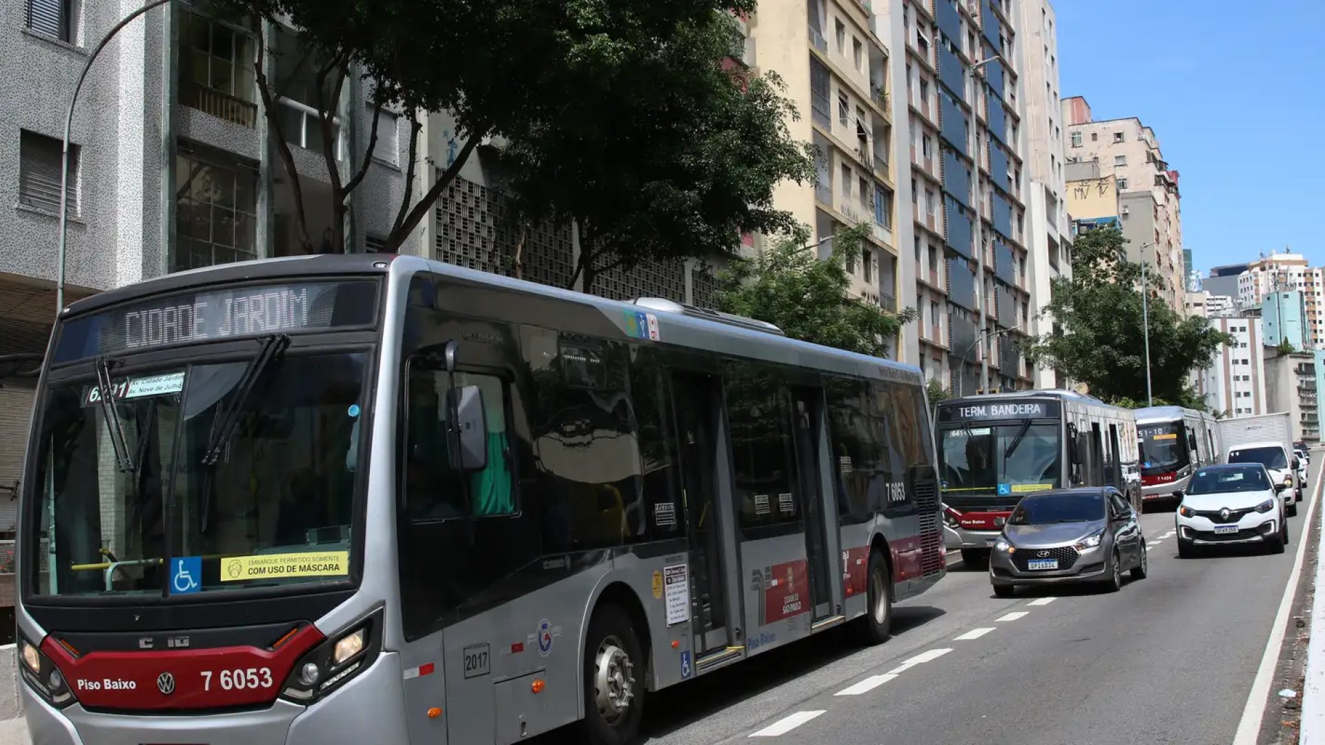 Livro debate tarifa zero e mobilidade urbana como qualidade de vida