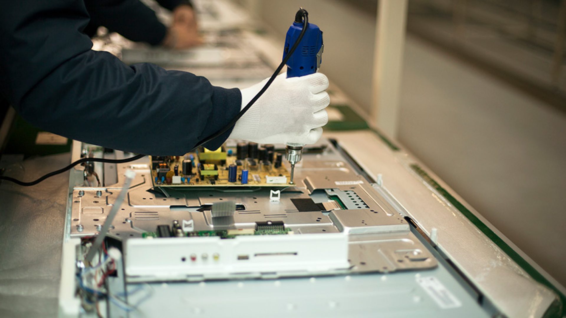 Lei libera R$ 14,4 bi para inovação em empresas, saúde e segurança — Senado Notícias