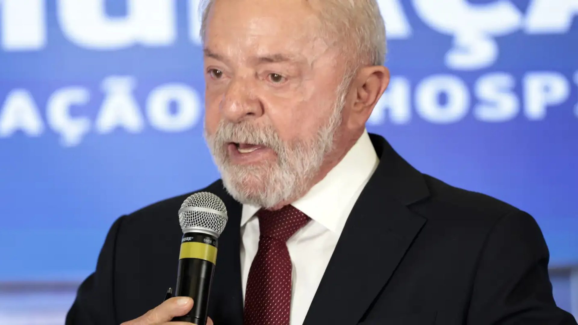Lula quer incluir inadimplentes do FIES em pacote contra endividamento