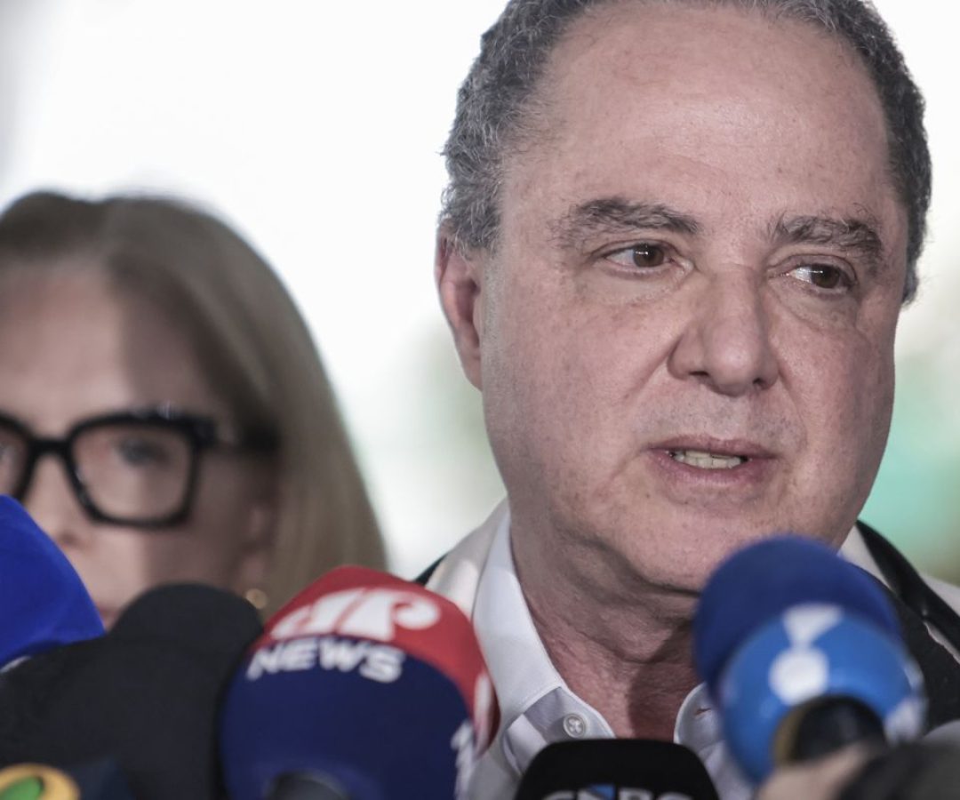 Médico diz que Lula retirou lesão e deve repousar nos próximos dias