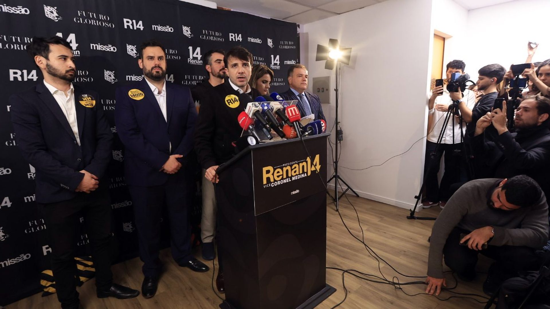 Renan Santos diz que vai pedir liminar contra suspensão de candidatura