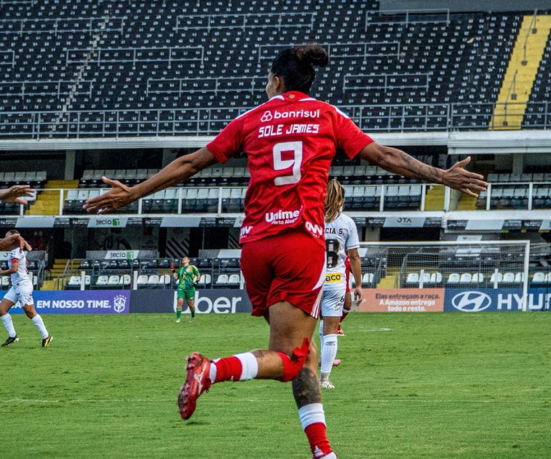 Inter aplica 3 a 0 no Santos fora de casa pelo Brasileirão Feminino