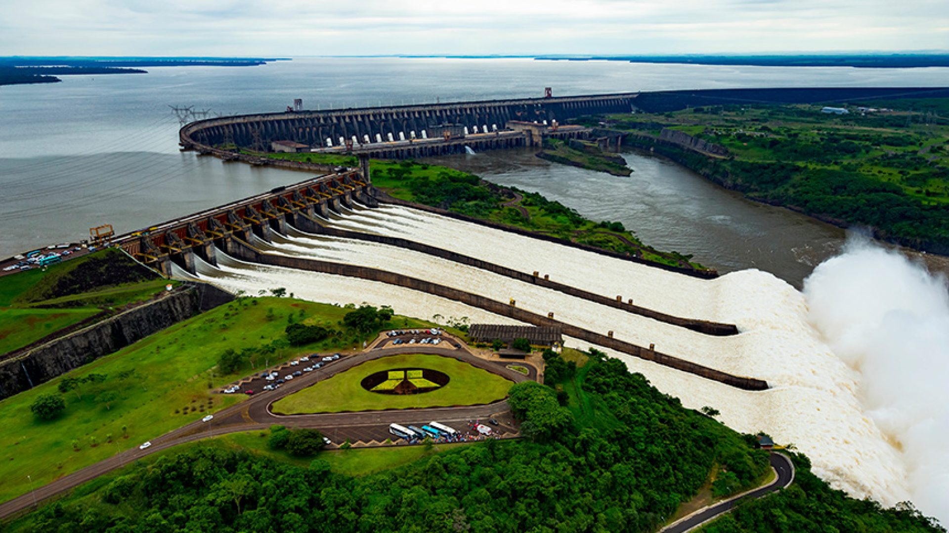 A proposta (PL 1.830/2025) altera a Lei 5.899, de 1973, e está em análise na Comissão de Infraestrutura (CI), sob relatoria do senador Laércio Oliveira (PP-SE). Depois, seguirá para a Comissão de Assuntos Econômicos (CAE), responsável pela decisão terminativa — se aprovada, poderá seguir diretamente para a Câmara dos Deputados, salvo recurso para votação em Plenário.